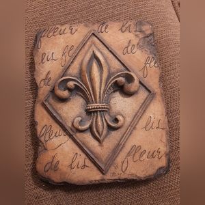 FLEUR-DE-LIS Plaque